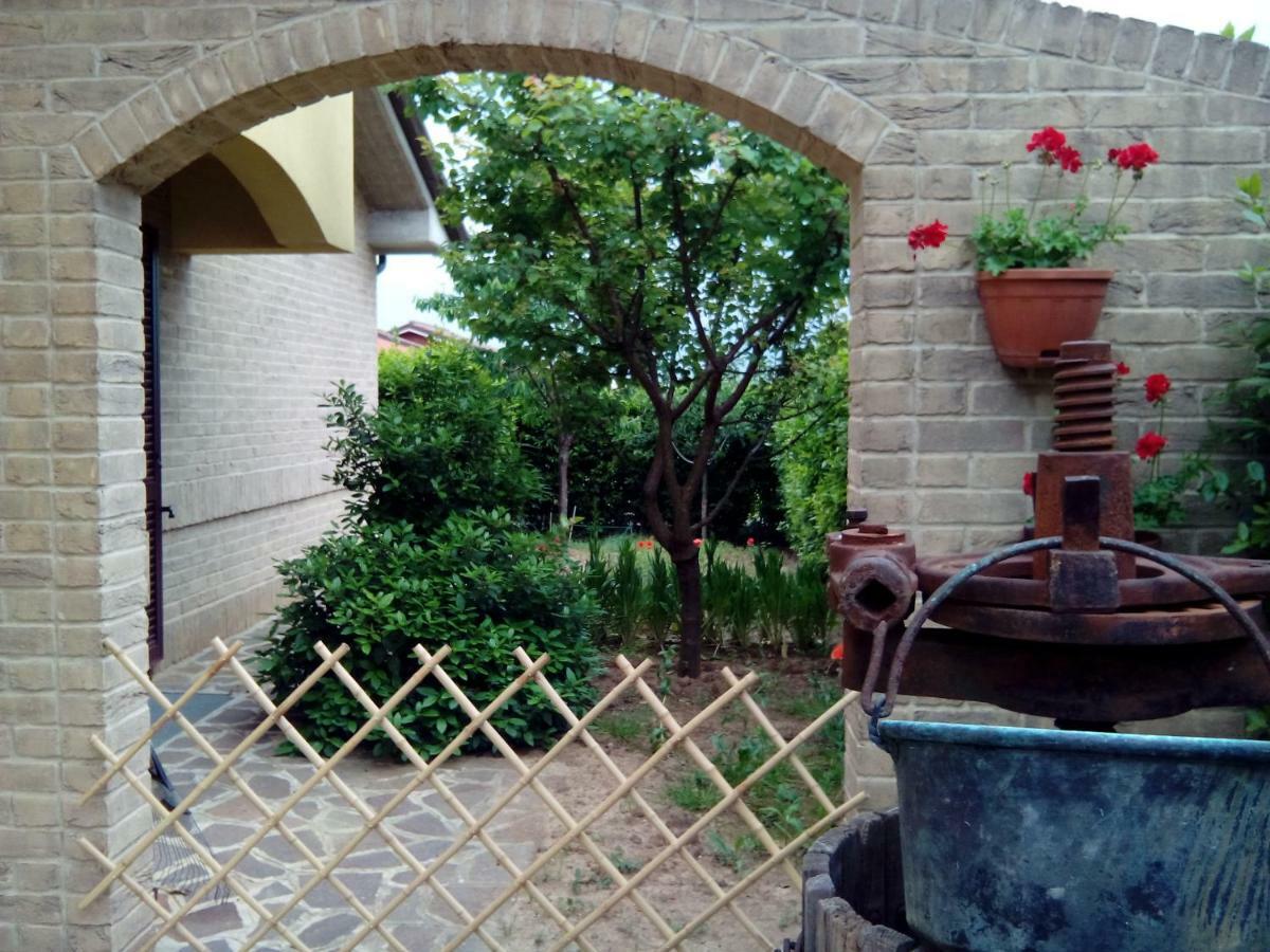 Recanati Family Bagian luar foto